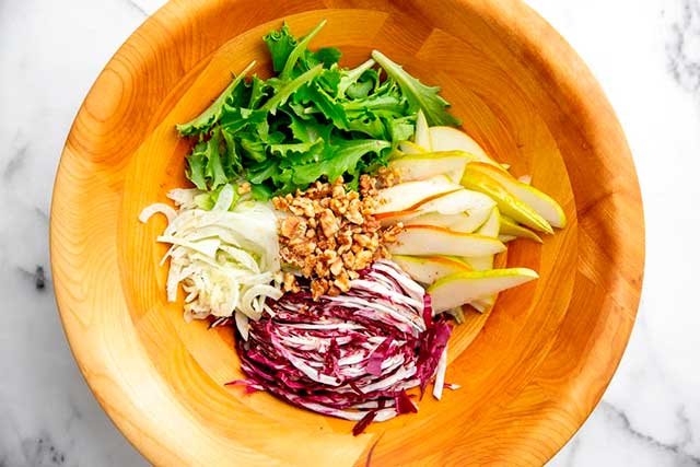 receita-de-salada-de-pera-e-gorgonzola